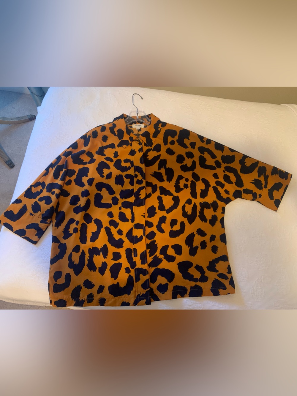 Umgee burnt orange, navy blue blouse